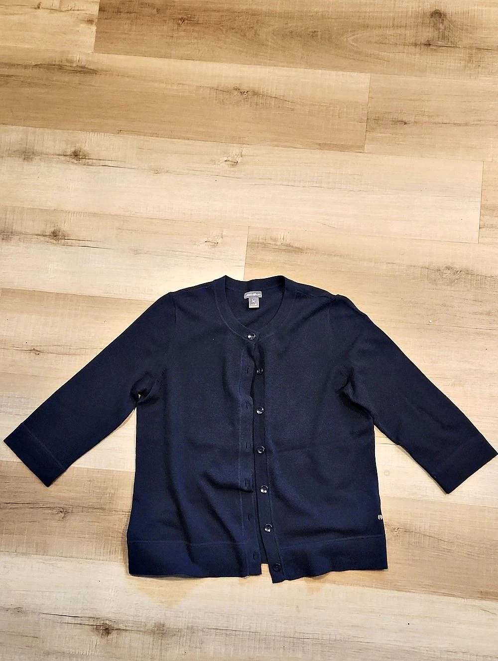 Eddie Bauer Women's Cardigan in Blue Size Medium Like New